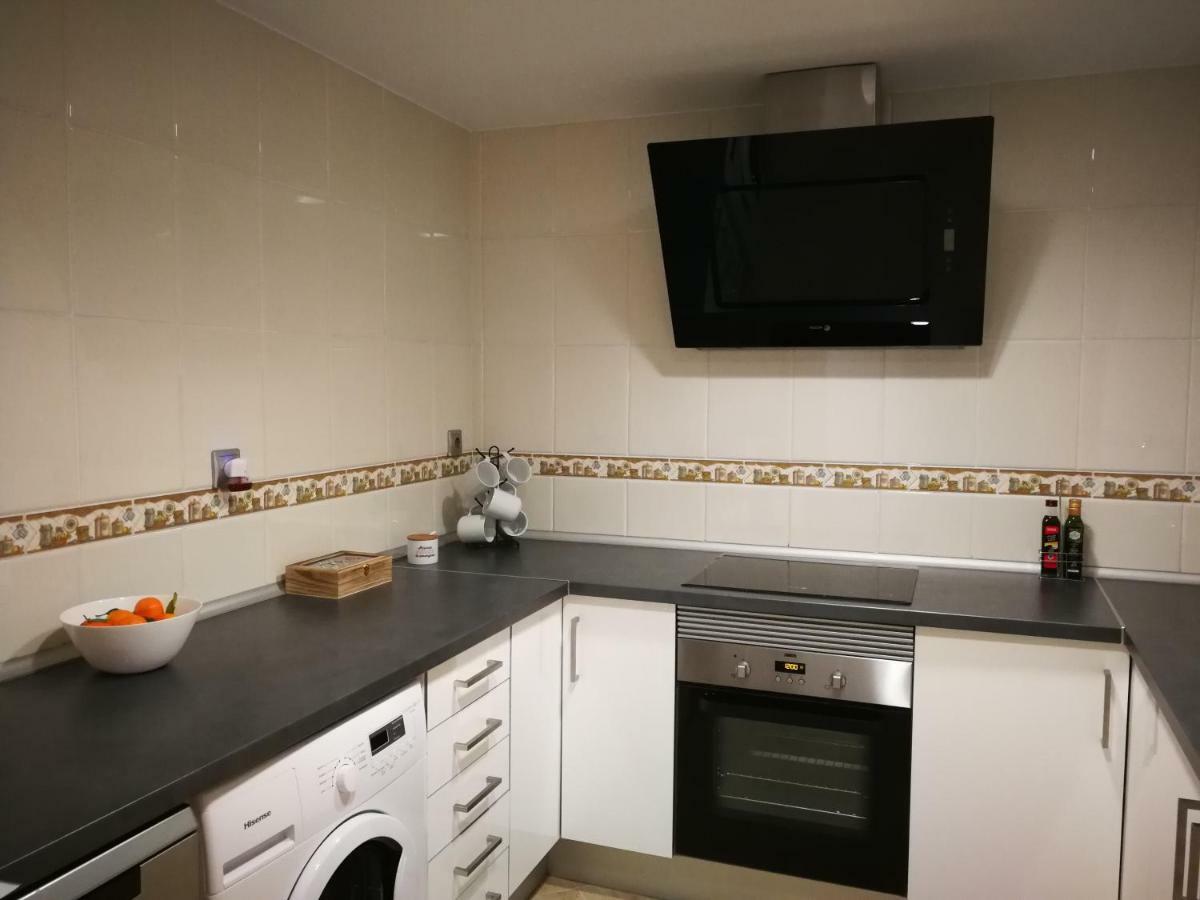 Calle Mora De Rubielos With Free Private Underground Parking *