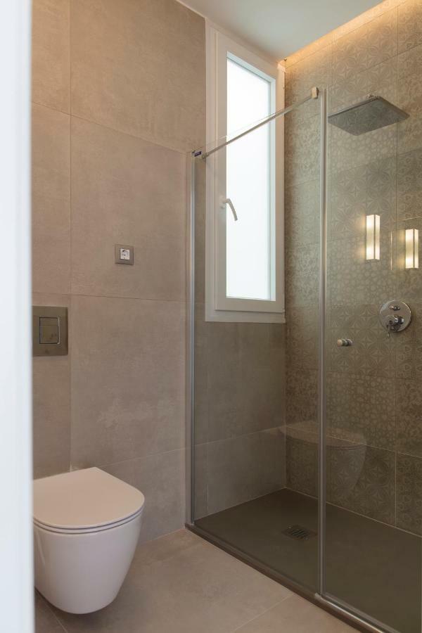 Apartment Florit Flats - Chic And In A Lively But Quiet Area Walking Distance Valencia