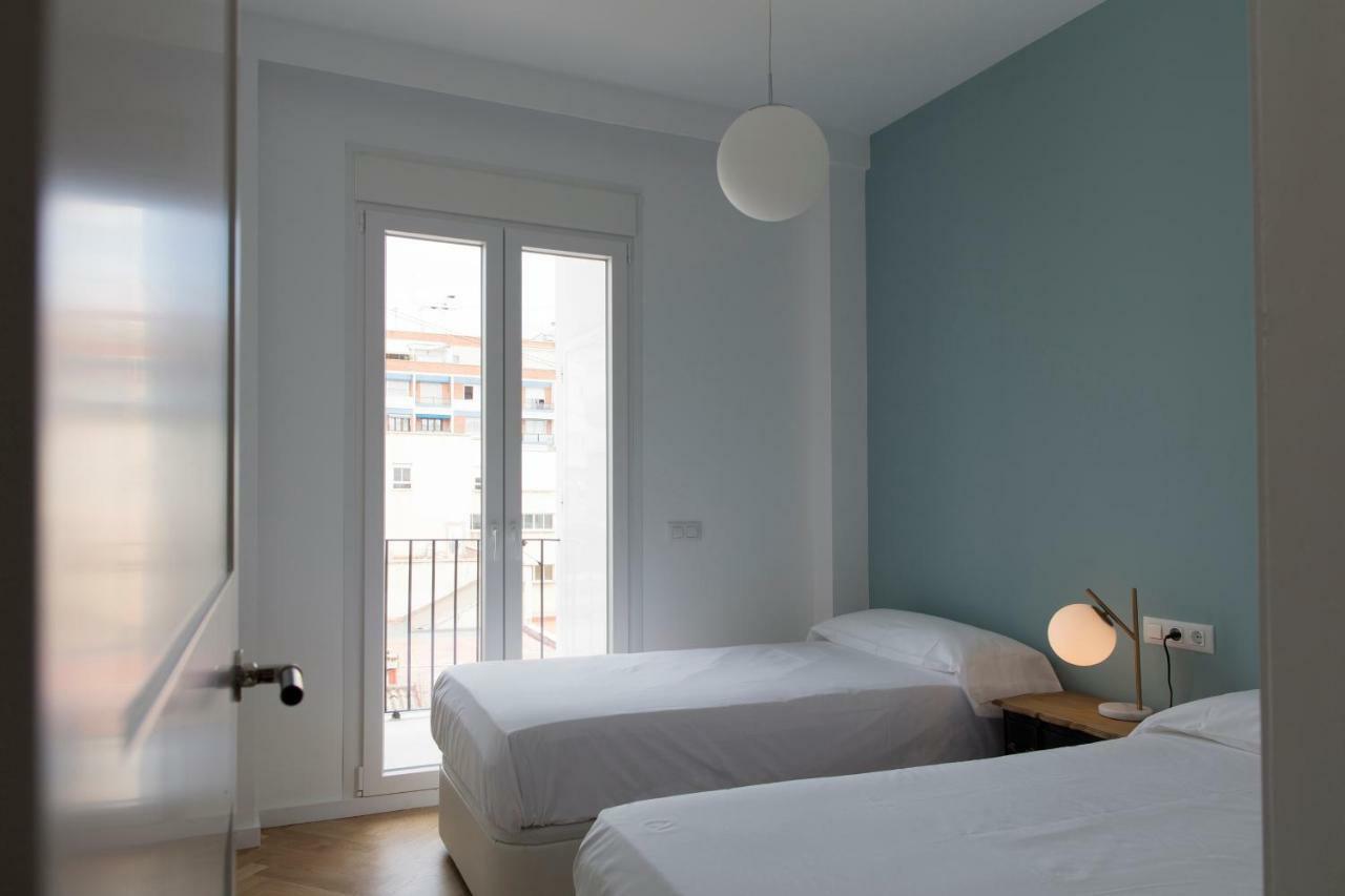 Apartment Florit Flats - Chic And In A Lively But Quiet Area Walking Distance Valencia