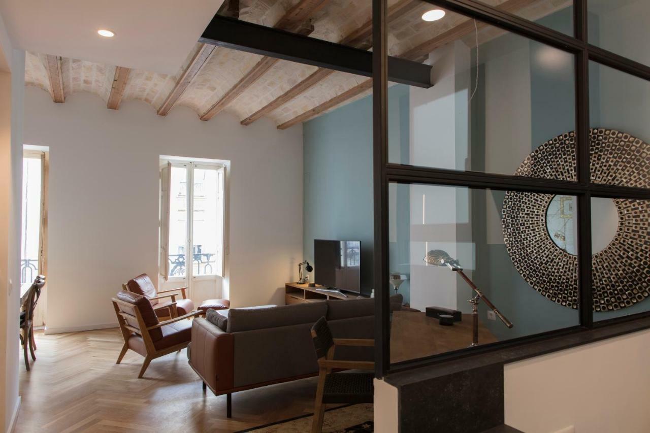 Apartment Florit Flats - Chic And In A Lively But Quiet Area Walking Distance *