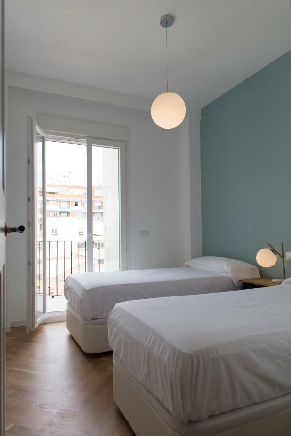 Apartment Florit Flats - Chic And In A Lively But Quiet Area Walking Distance *