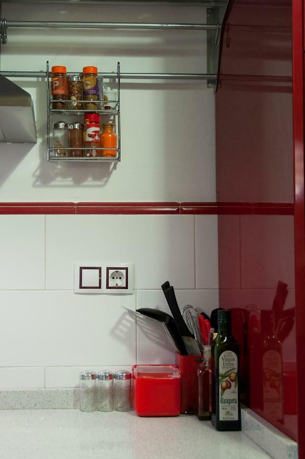 Homely Nest El Carme Apartment