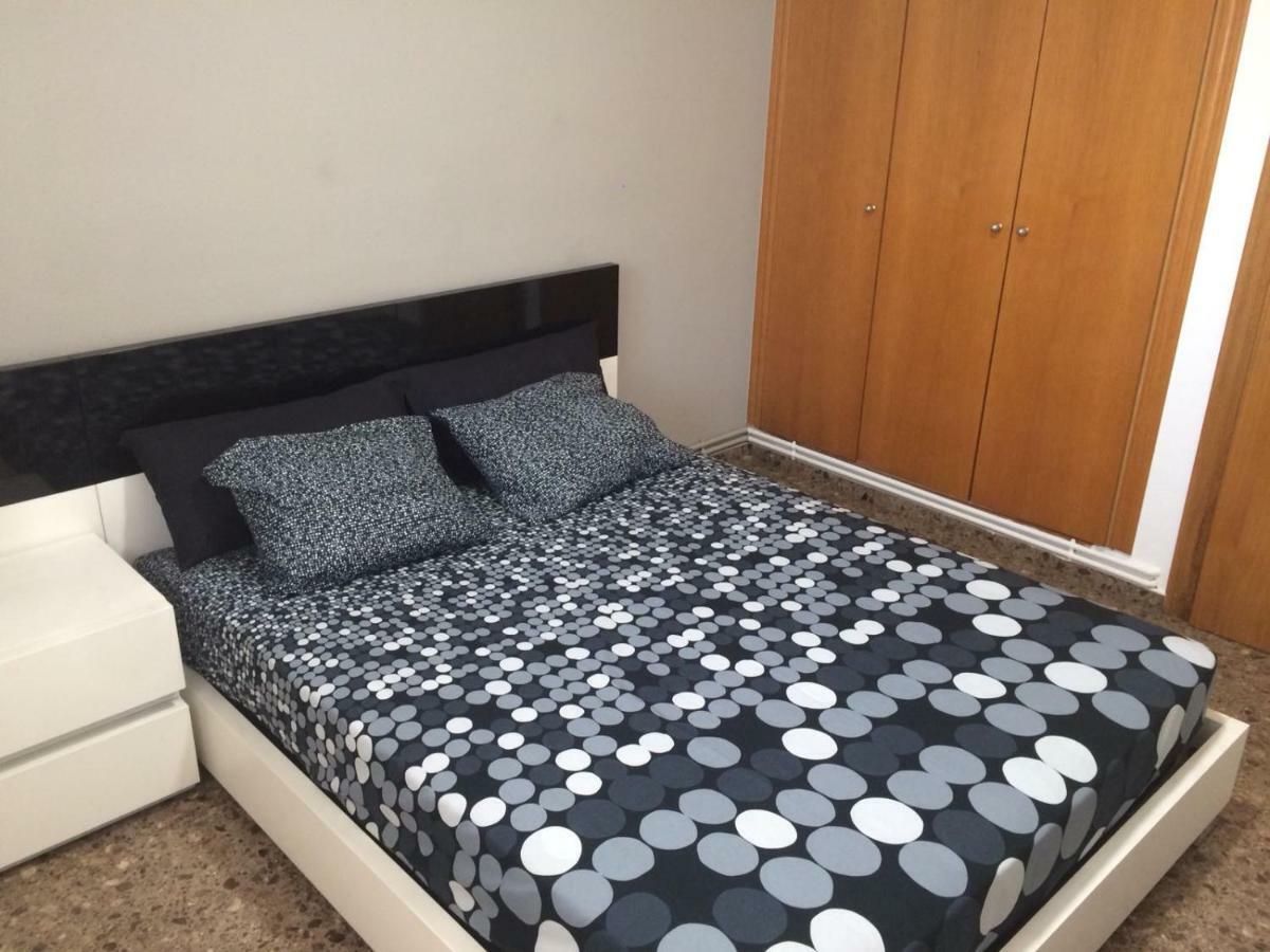 Amplio Y Comodo Apartamento Con Parking *