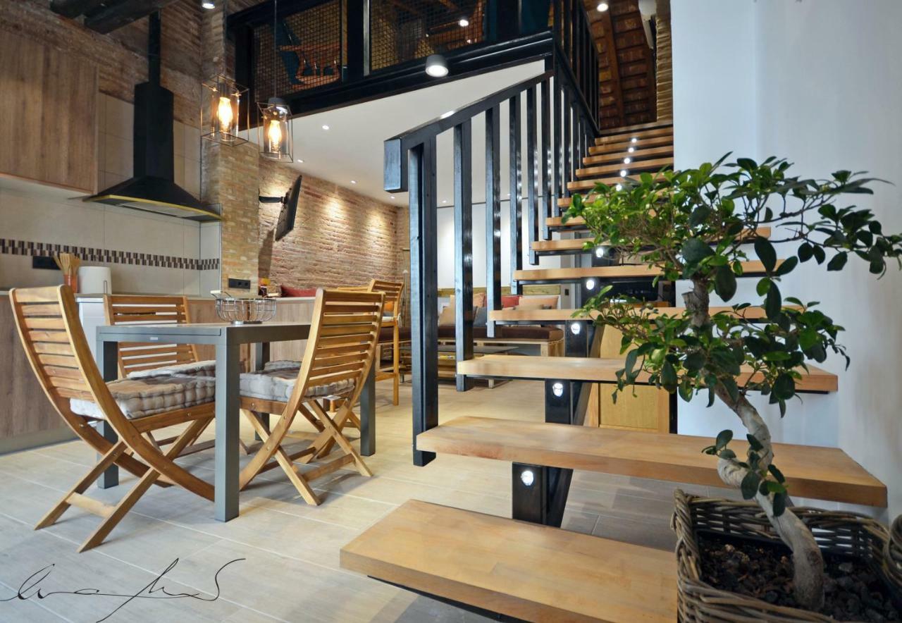 Casita En El Cabañal Con Patio