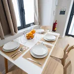 Florit Flats - The Trafalgar Apartments