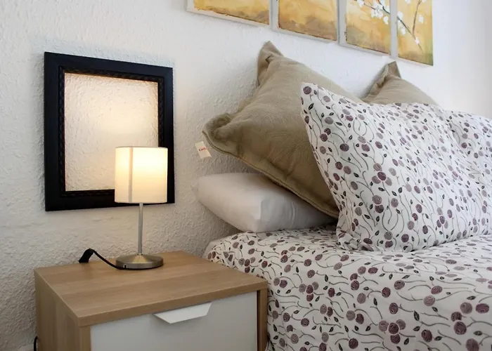 Florit Flats - The Ausias March Apartment