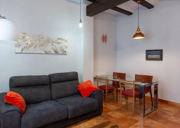 Cozy Apartment Near The Center, Torres De Serrano