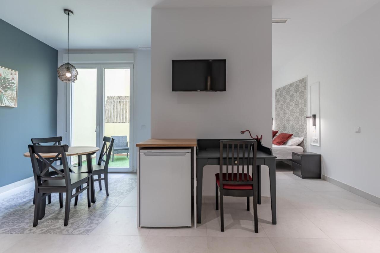 Apartahotel Chic & Comfortable Apartment, Private Terrace