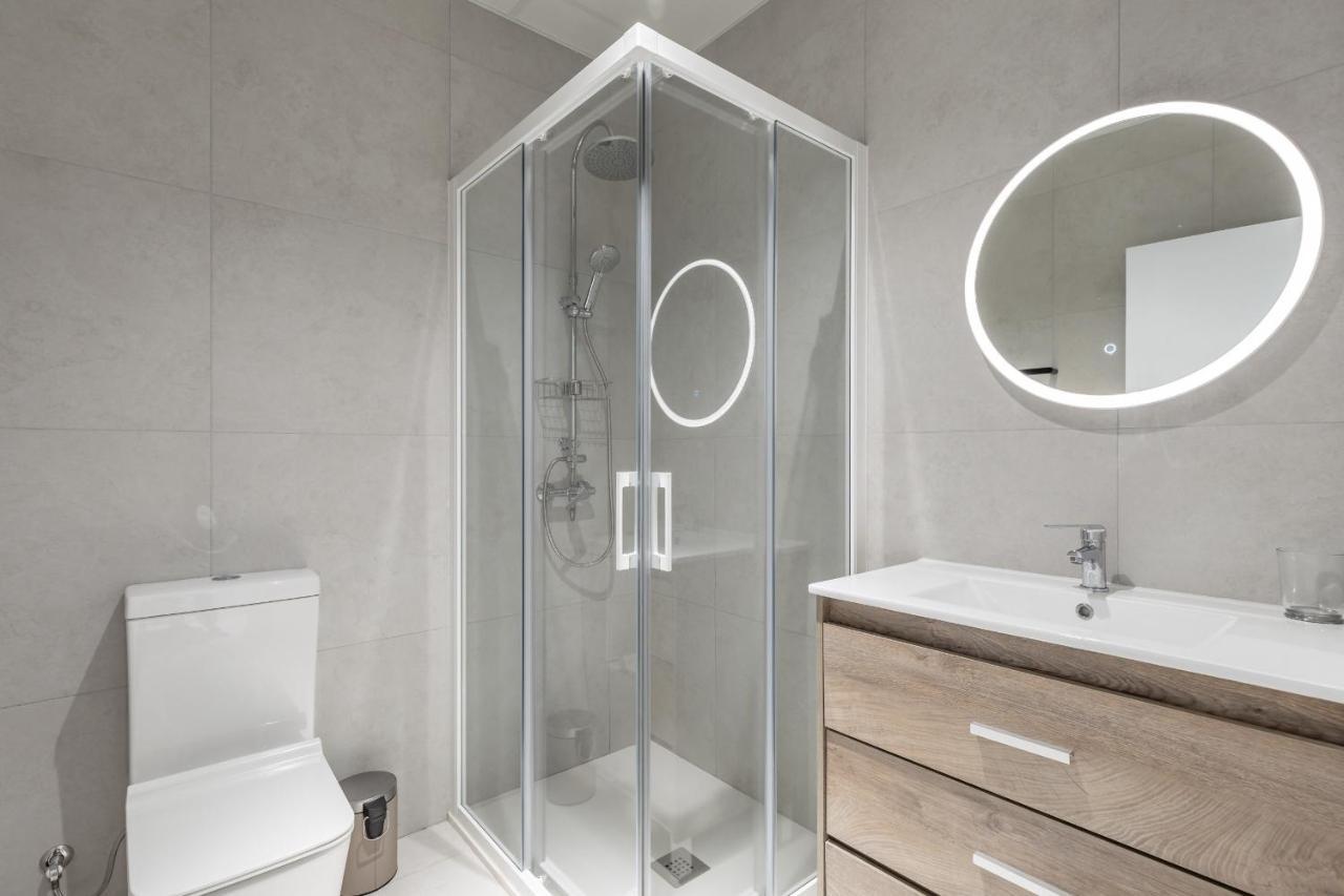 Chic & Comfortable Apartment, Private Terrace *
