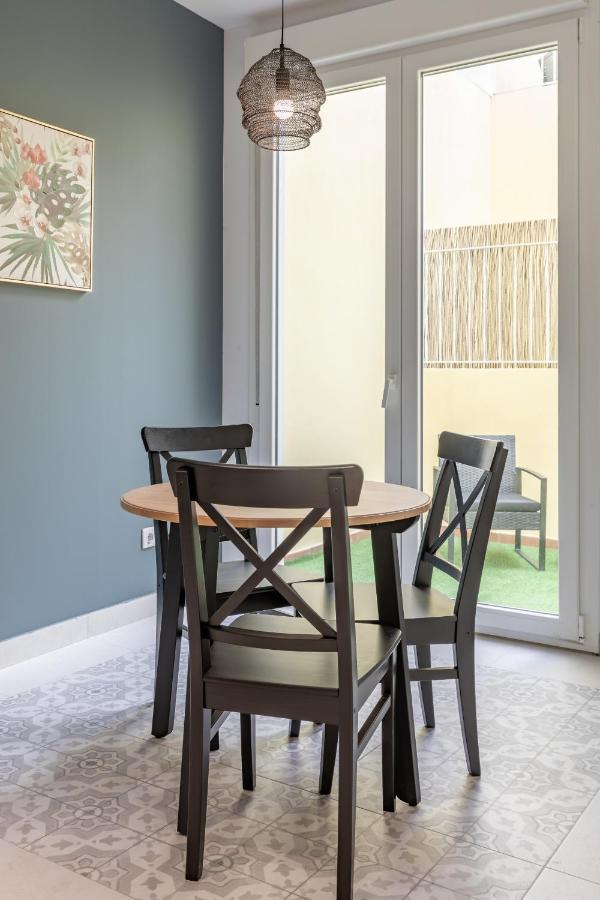 Apartahotel Chic & Comfortable Apartment, Private Terrace