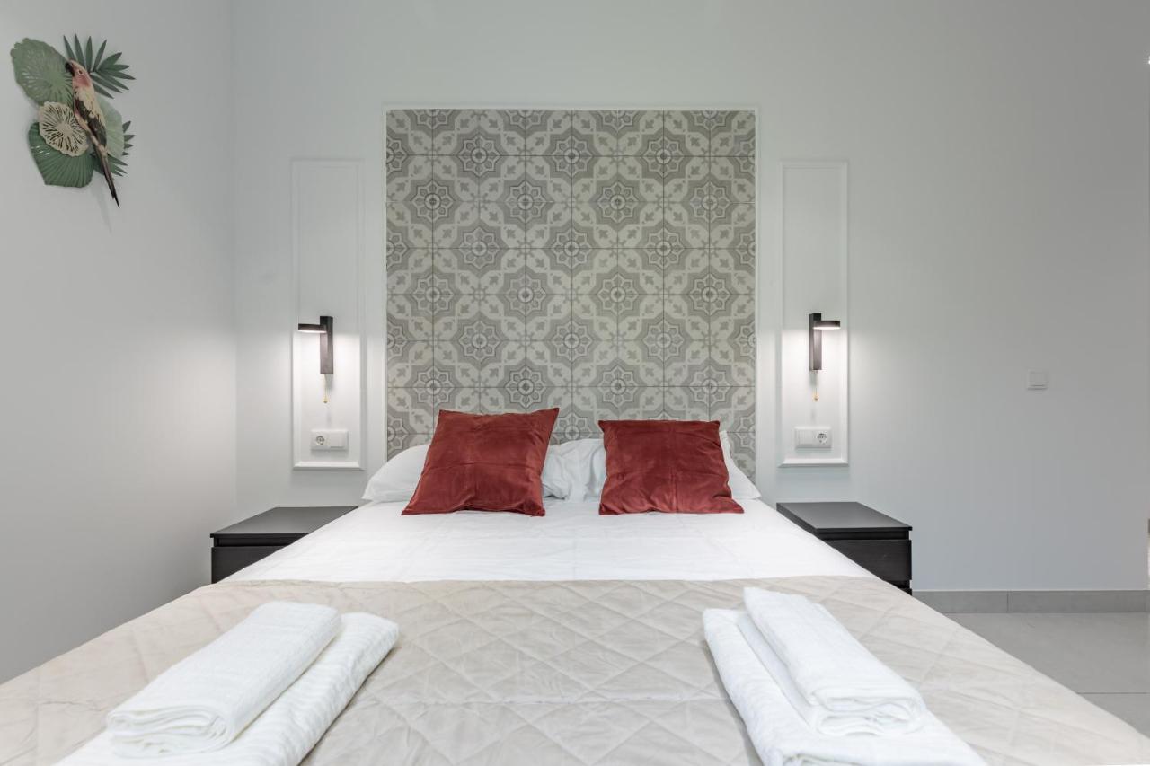 Chic & Comfortable Apartment, Private Terrace * Valencia