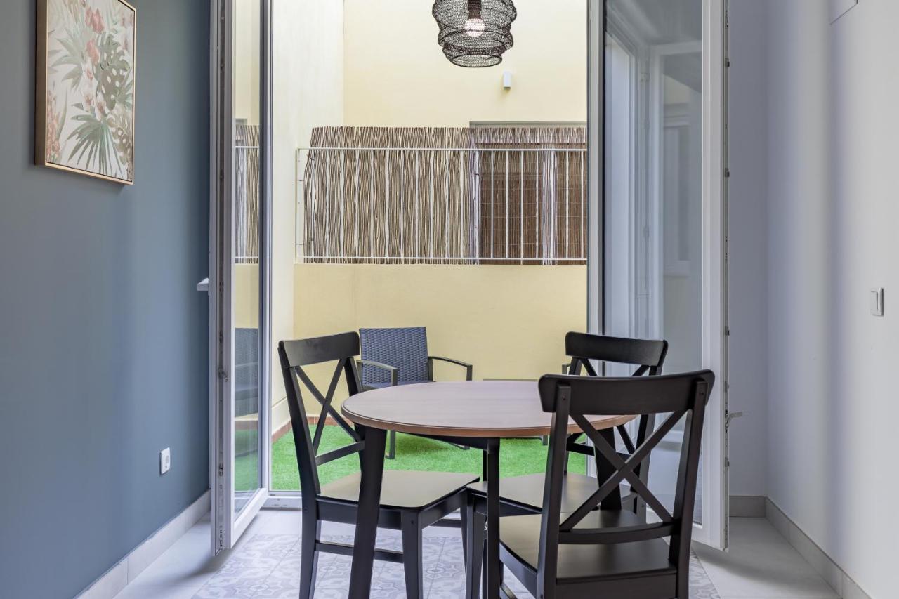 Chic & Comfortable Apartment, Private Terrace *