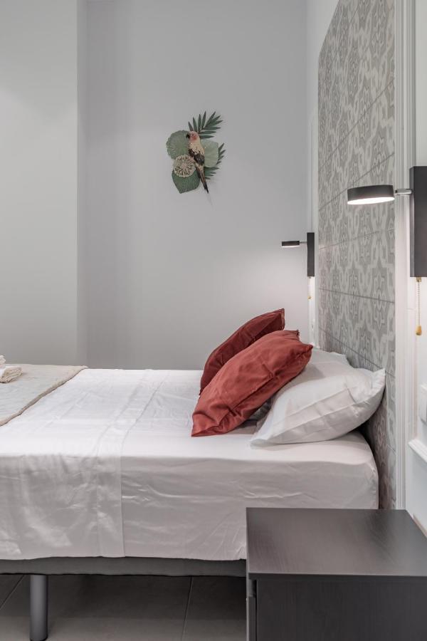 Chic & Comfortable Apartment, Private Terrace