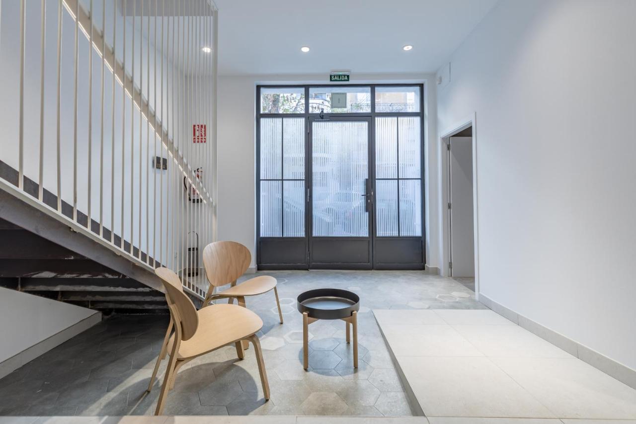 Chic & Comfortable Apartment, Private Terrace * Valencia