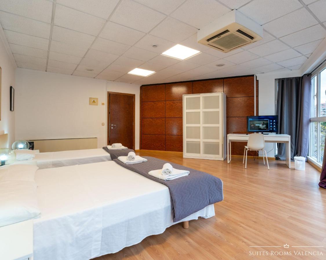 Guest house Suites Rooms Valencia 2*