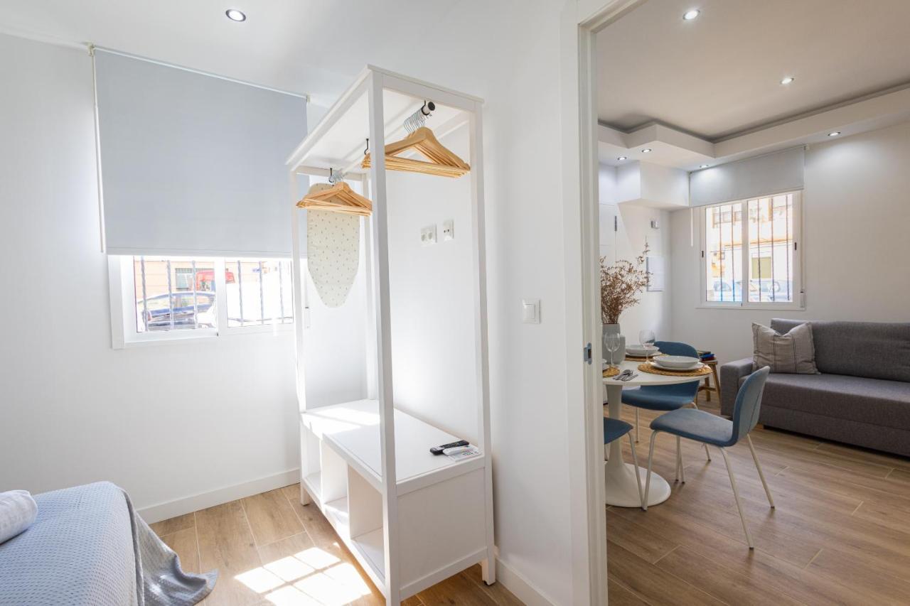 Florit Flats - The Port Avenue
