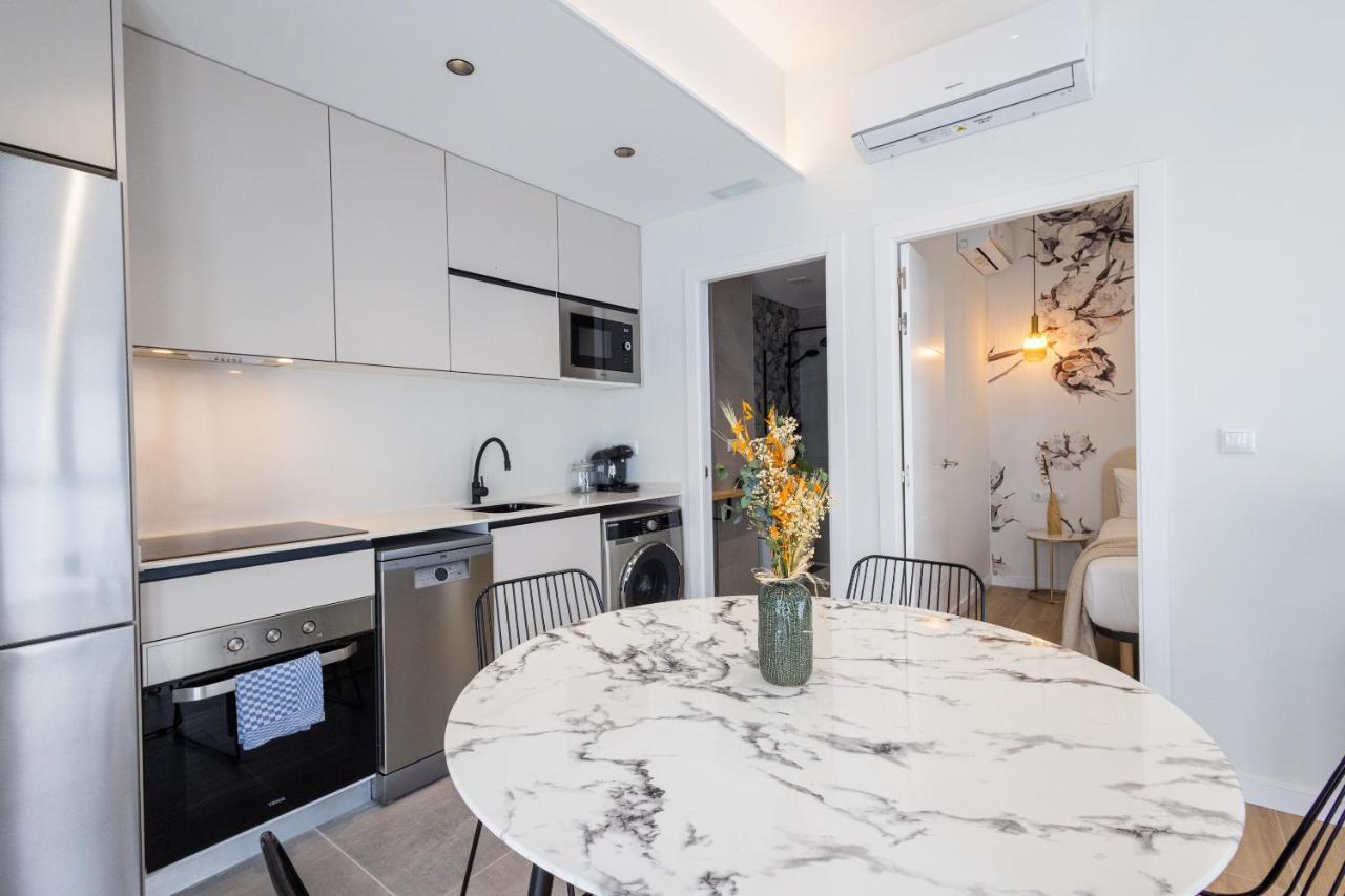 Florit Flats - The Apartamento