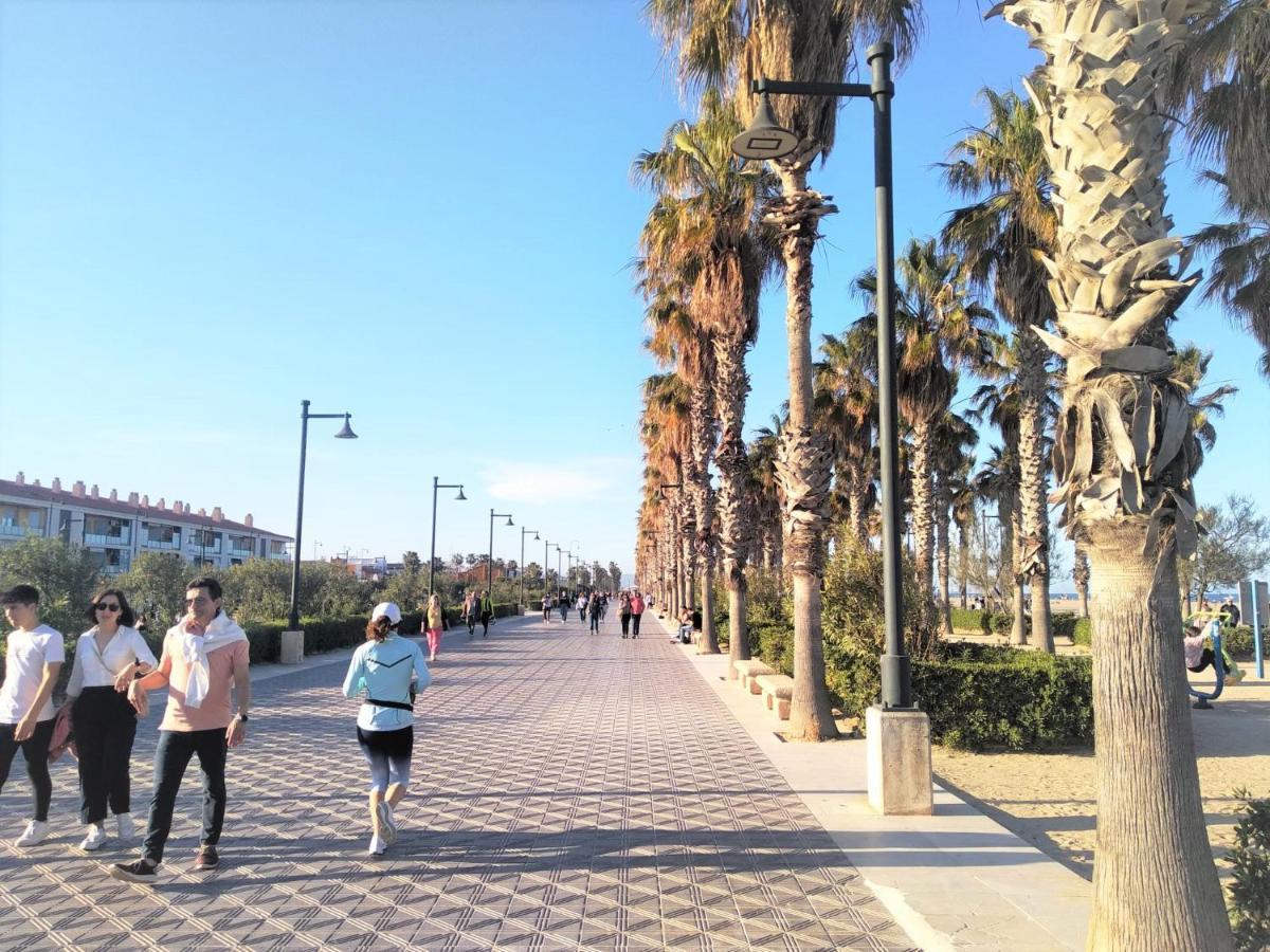 2 Hab En Malvarrosa A Metros De La Playa, Con Terraza Y Zonas Comun 3d *