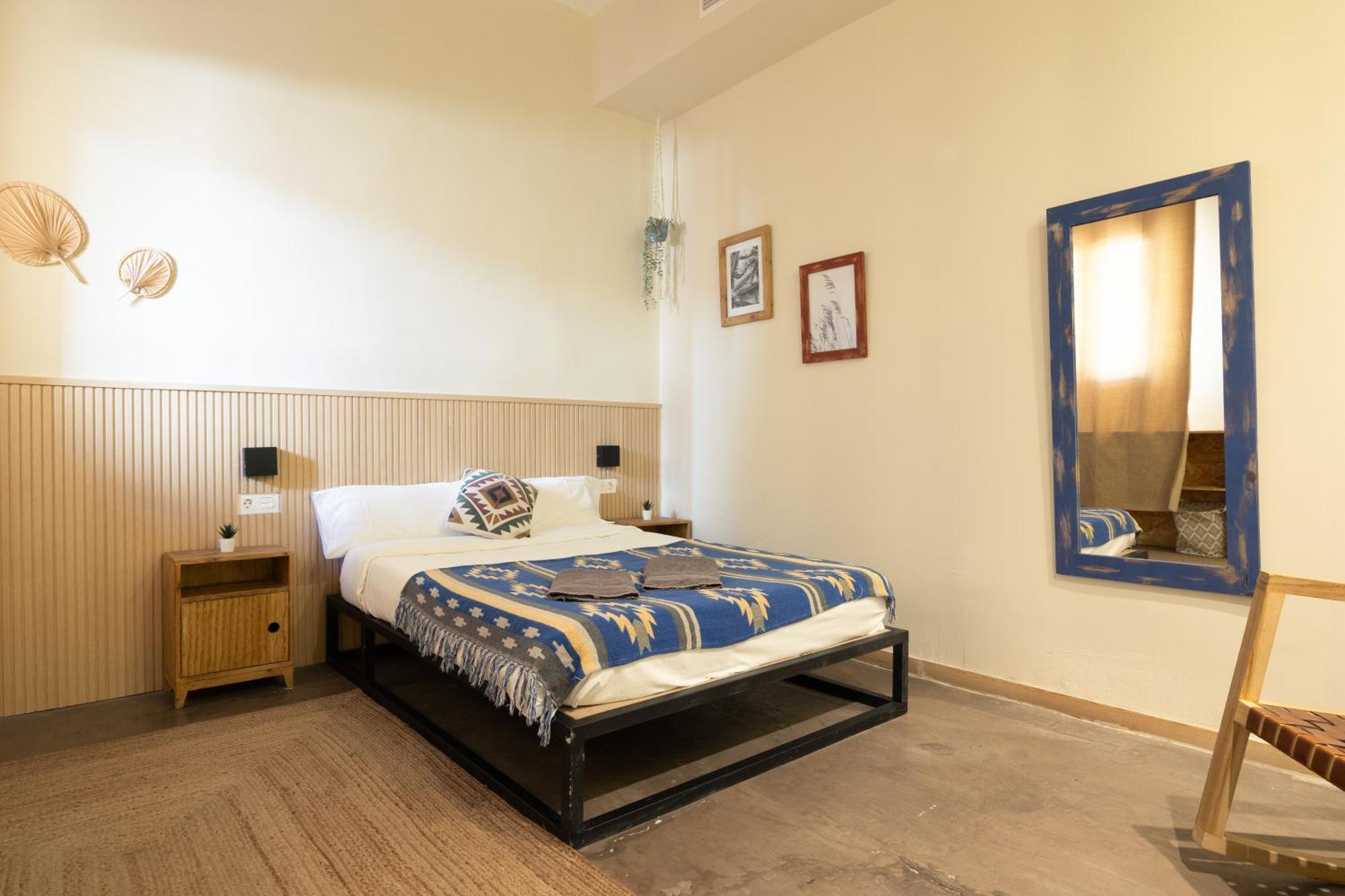 Bird House Bed and breakfast 3*