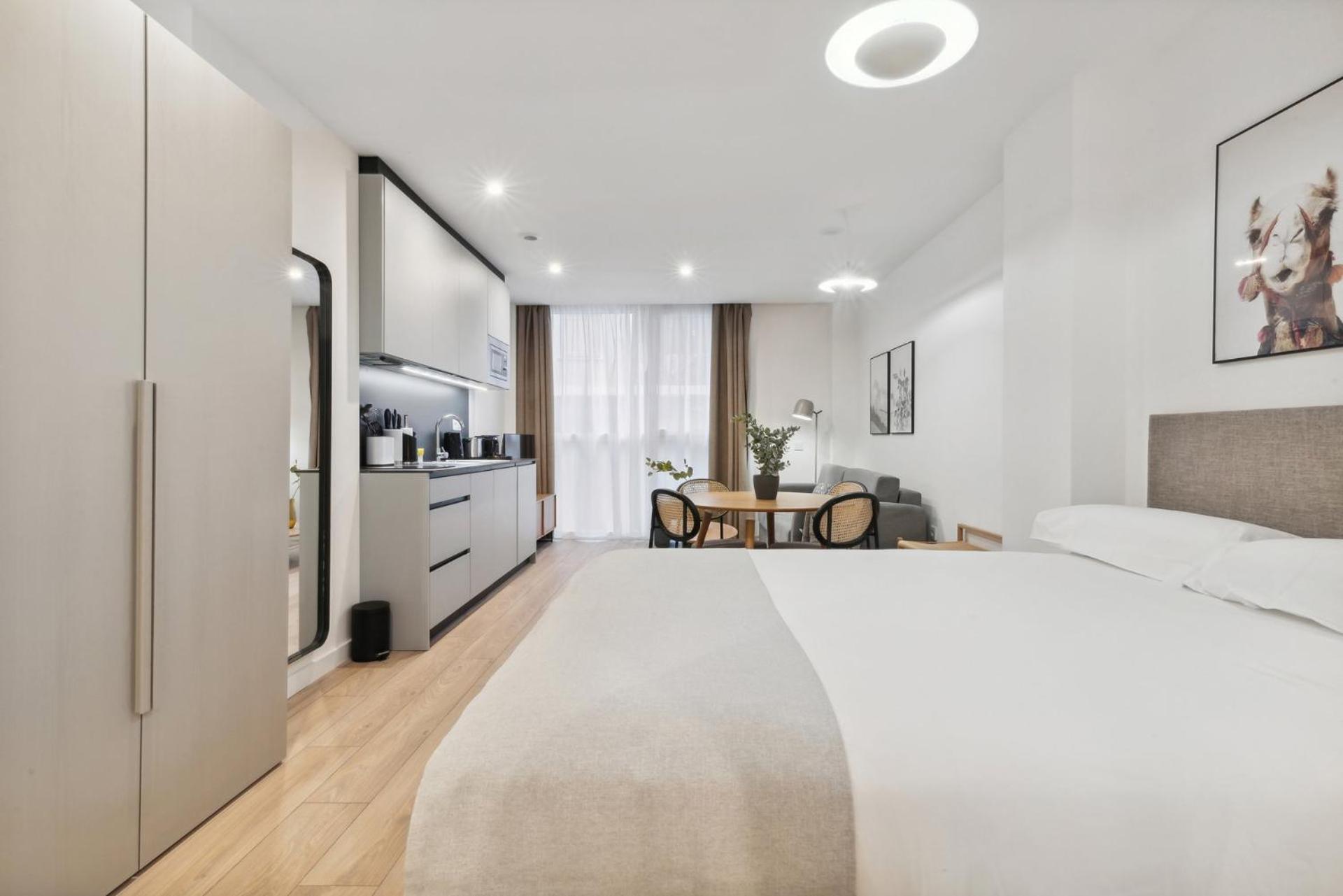 Apartamento Limehome Carrer Del Pare Palau I Quer Valencia
