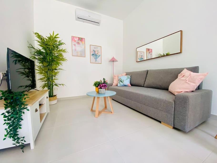 Sweet Aparment In Russafa * Valencia