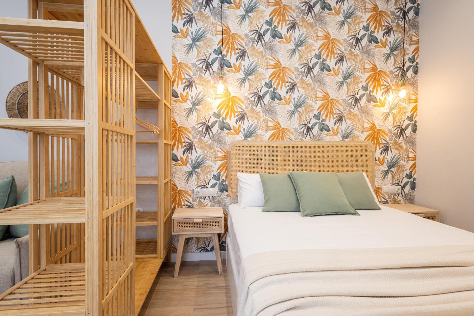 Florit Flats - The Trafalgar Iv Apartment *