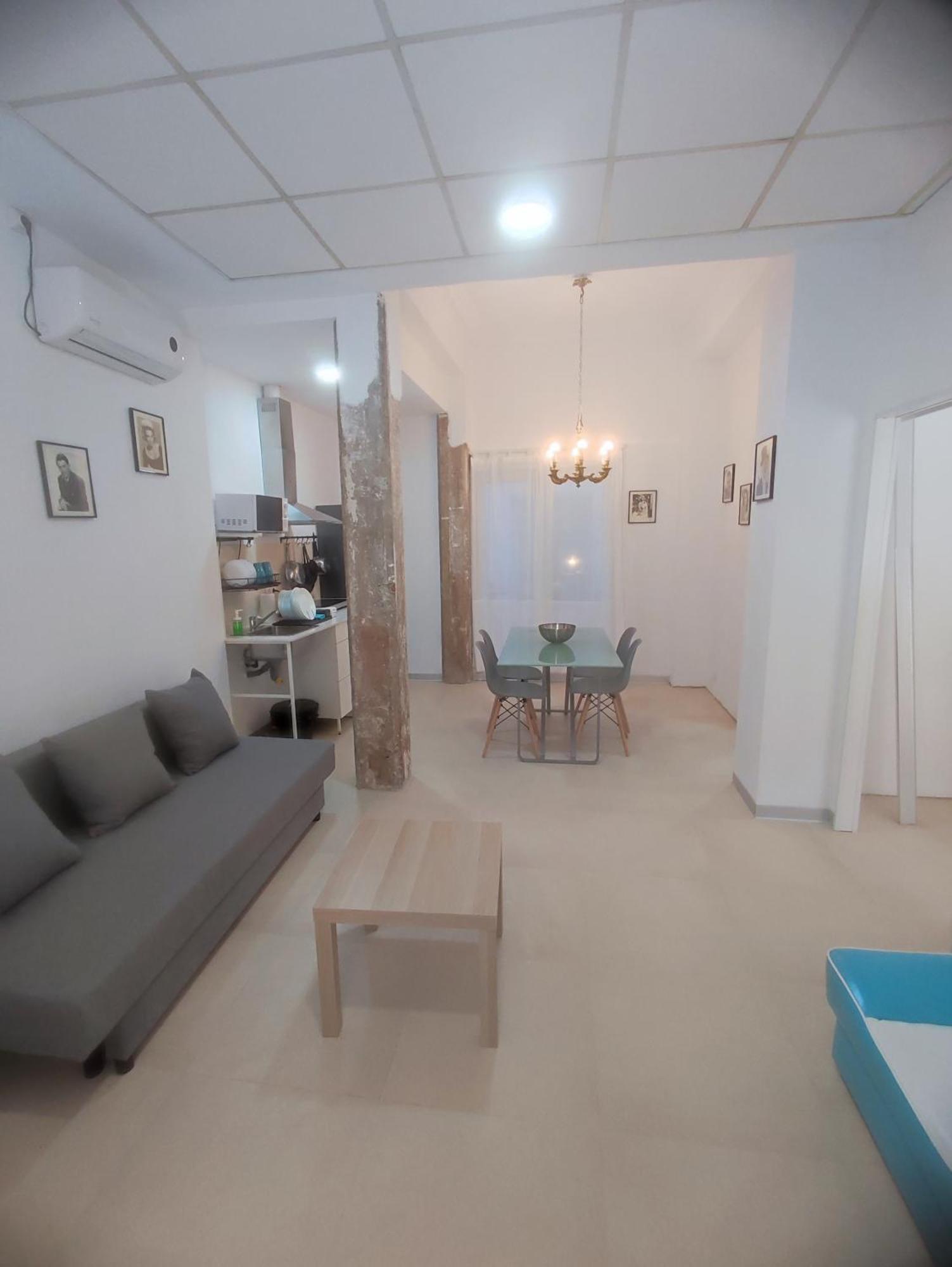 Pink Apartment Valencia