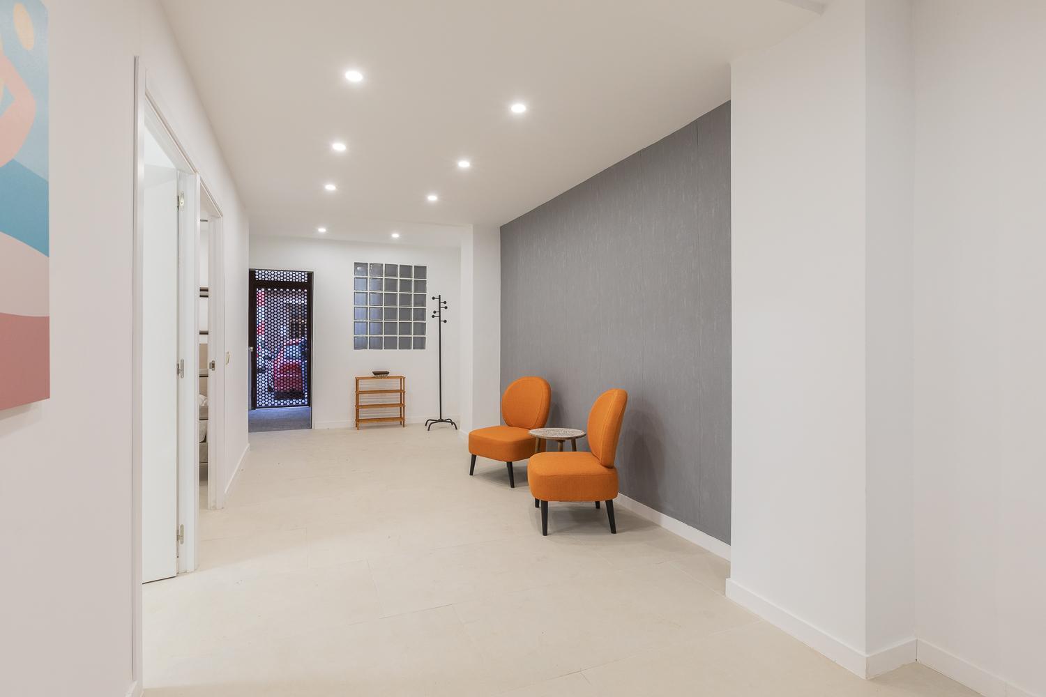 Amplio Cerca Centro Historico Y Turia 5pax 2 Bath Apartamento *