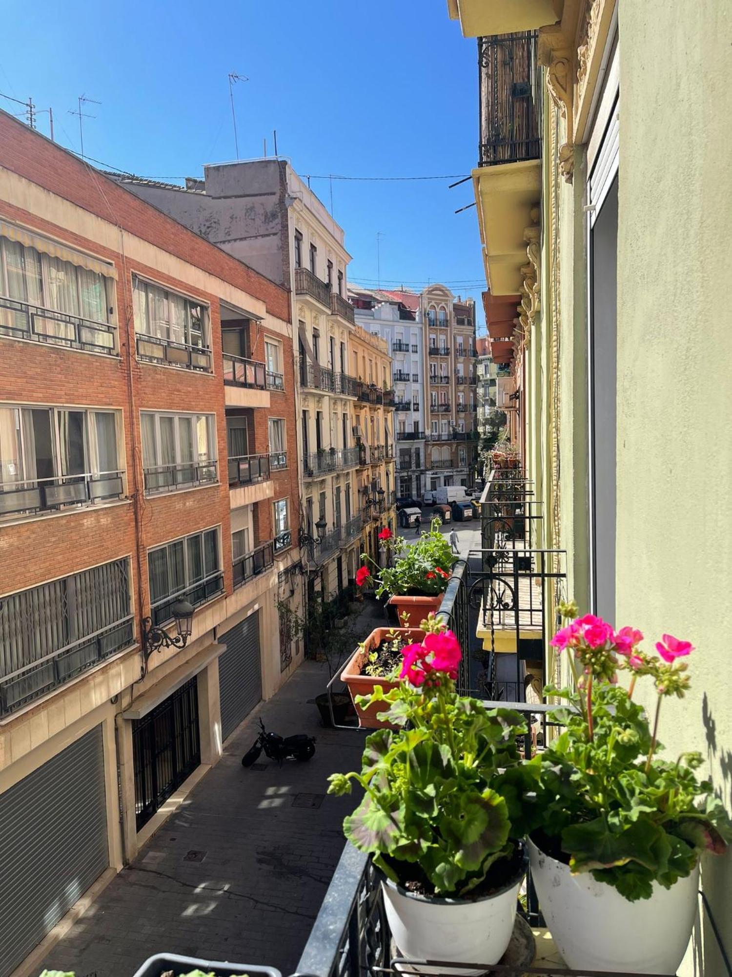 Homestay Privada En Piso Compartido *