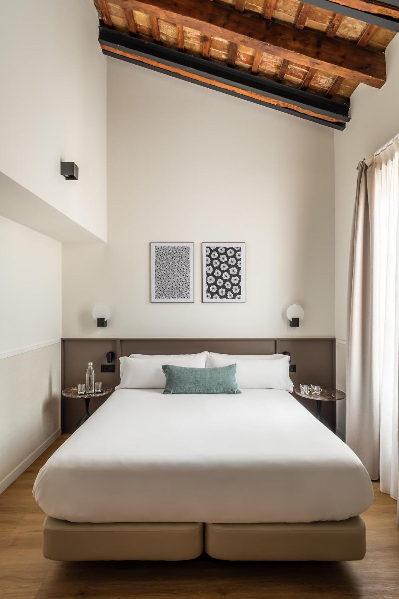 Bypillow Sinfonia Pensión Valencia
