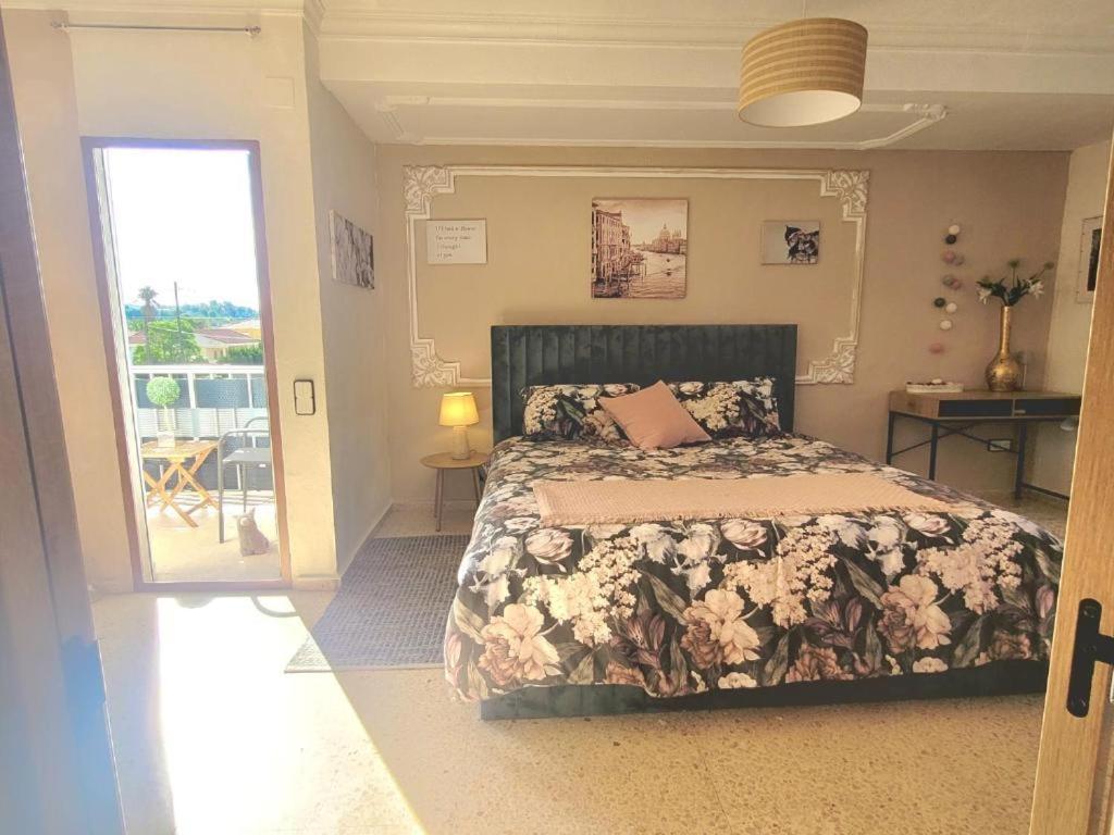 Villa Montevistas Retreat- Cycling, Hiking, Relaxation, 25 Minutes Valencia