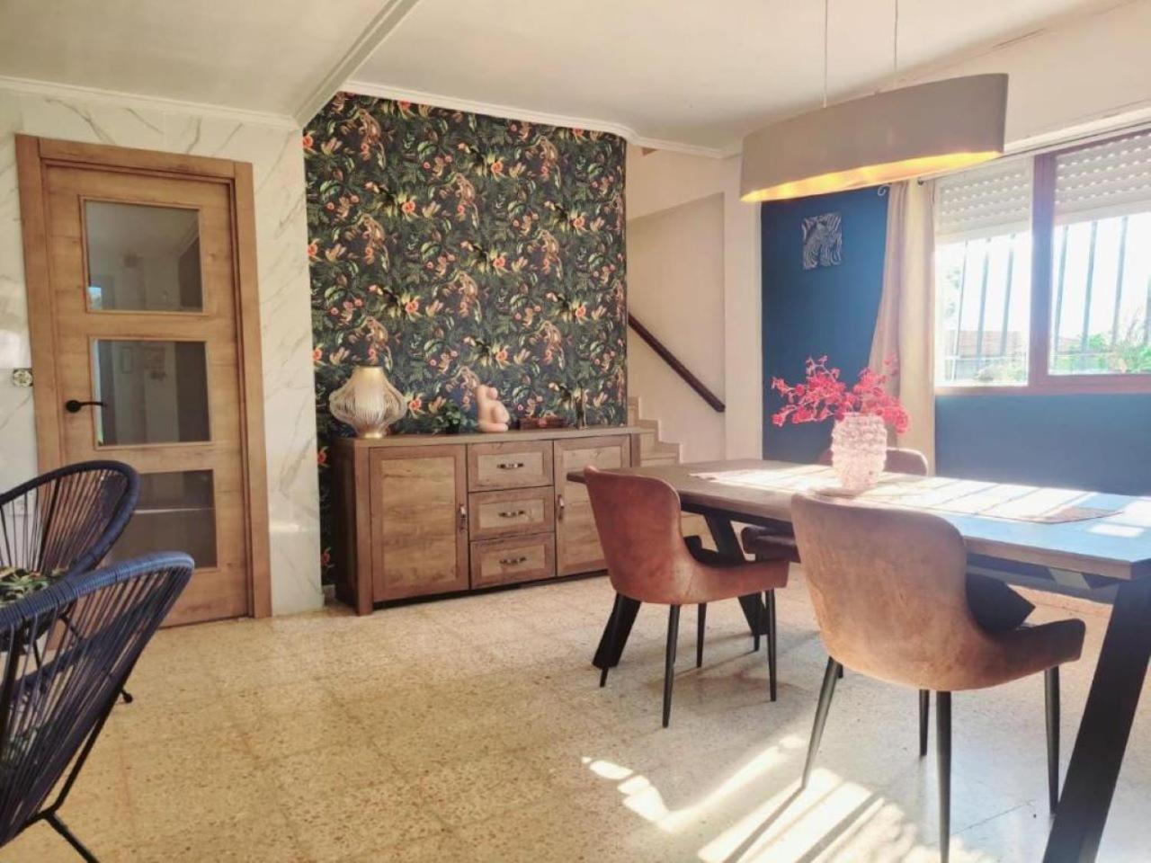 Montevistas Retreat- Cycling, Hiking, Relaxation, 25 Minutes Villa