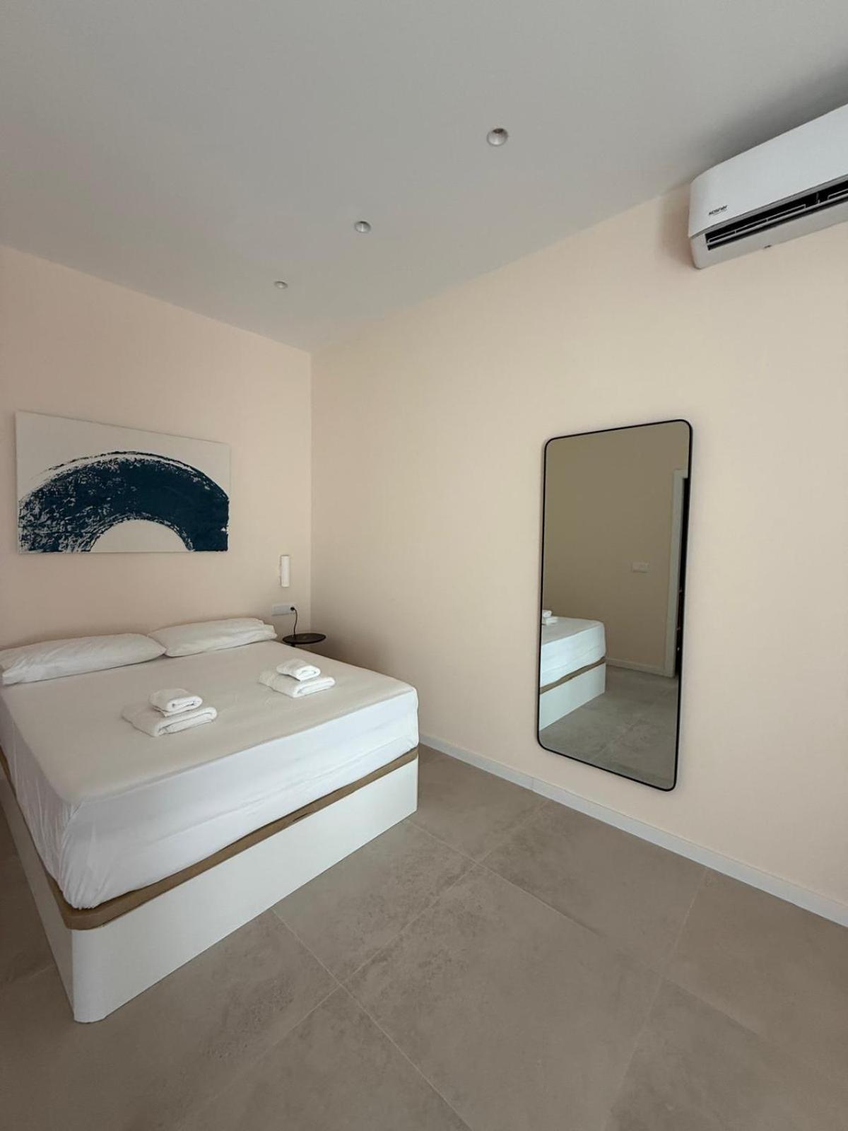 Roca Coll Msuites Apartamento *