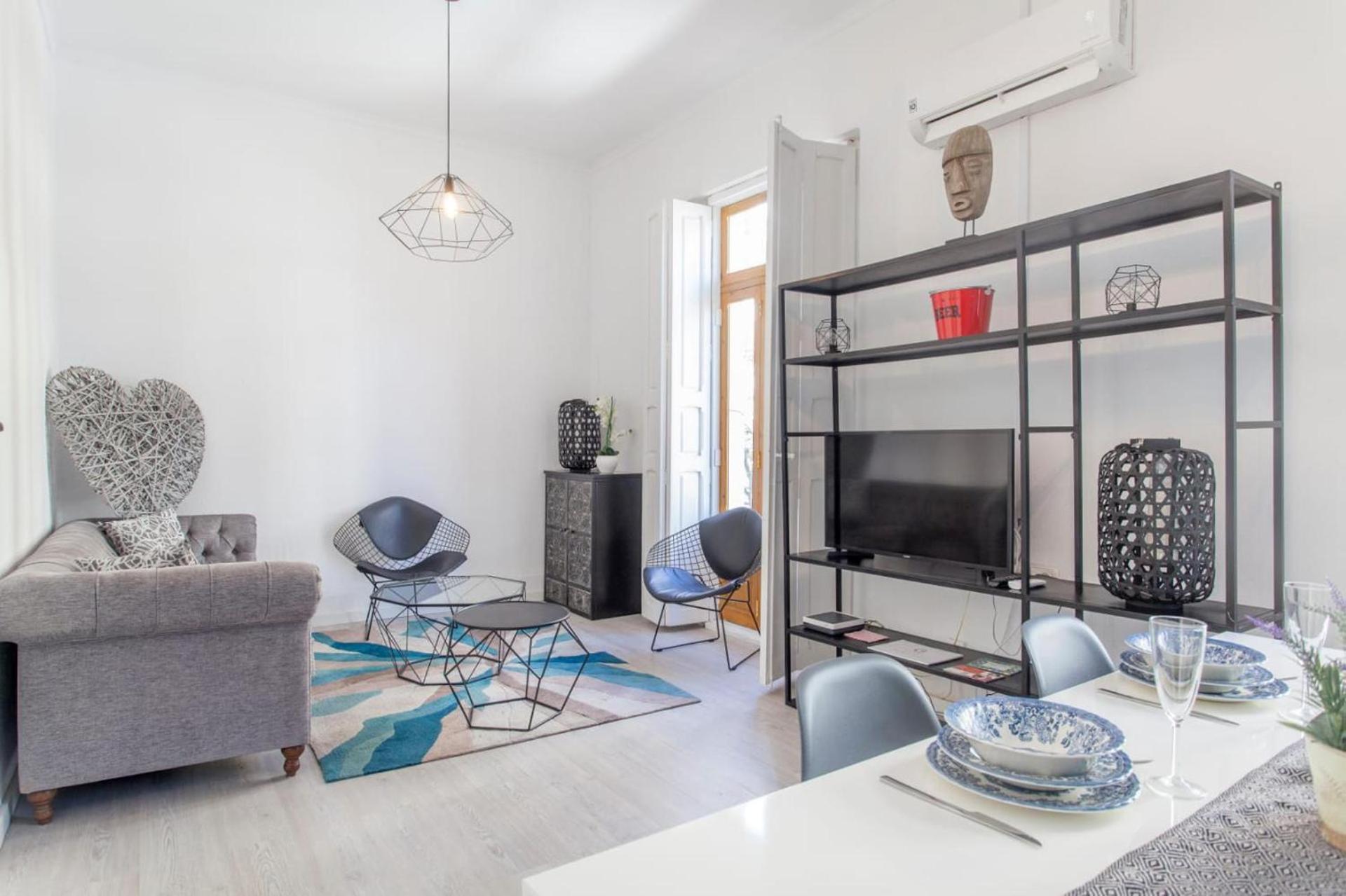 Remarkable 3 Bedroom In L'eixample