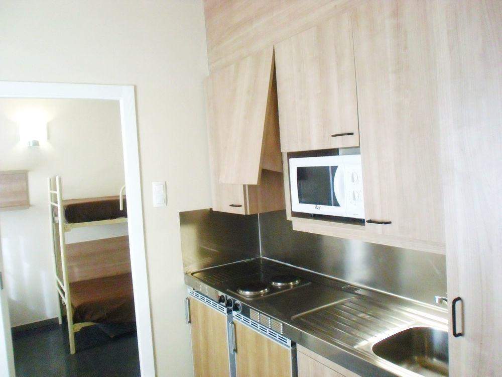 Apartment Residencia Universitaria Resa Damia Bonet Valencia