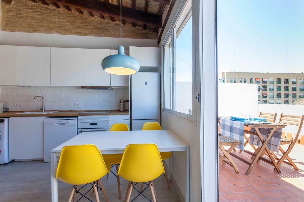Apartup Port Avenue Attic *