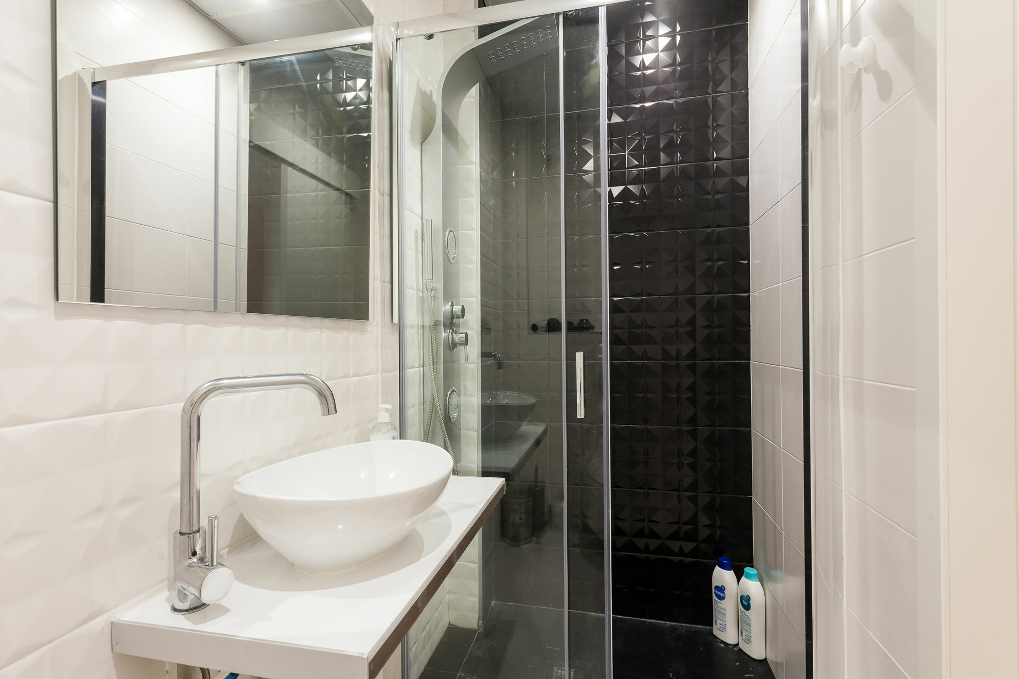 Maragata Plaza Reina Apartment *