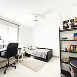 Valencia Homestay Rooms