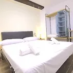El Magnanimo Rooms & Breakfast
