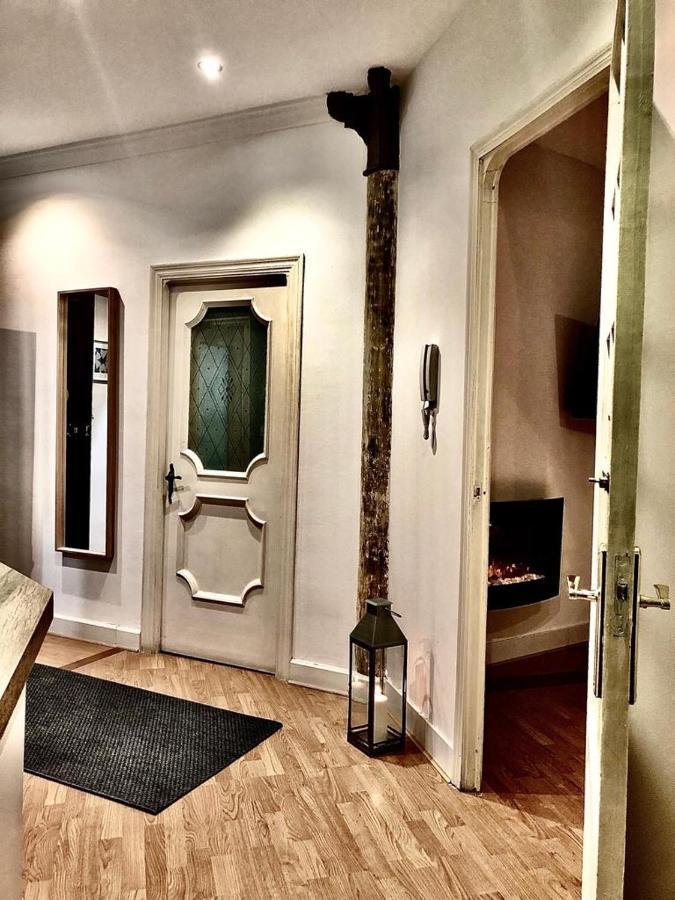 Experience Apartment *