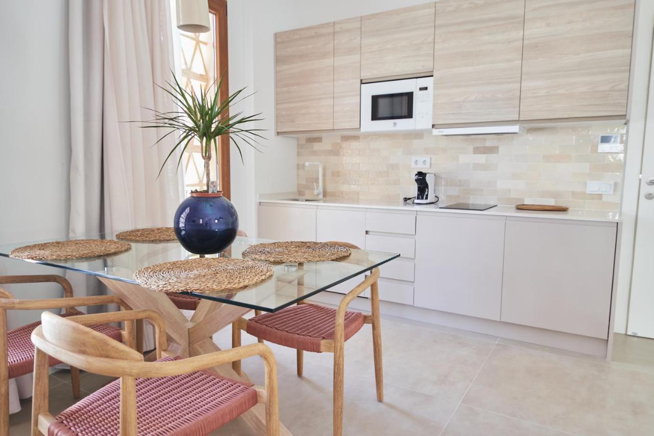 Slow Apartment *