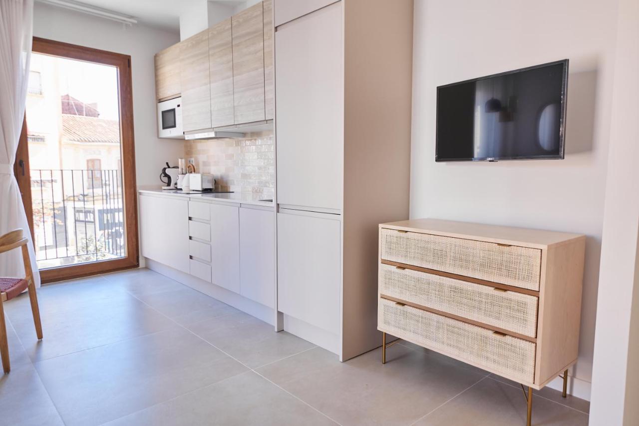 Slow Apartment *
