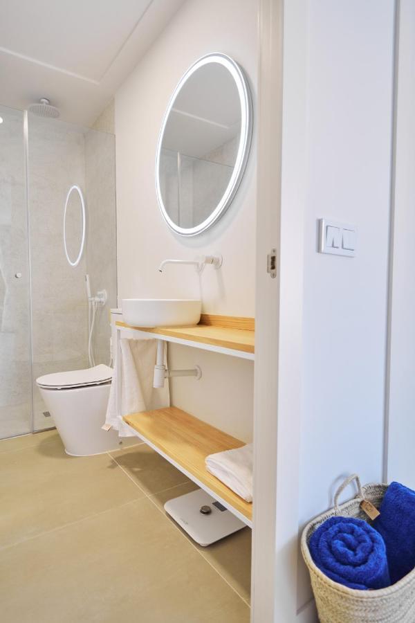 Slow Apartment *