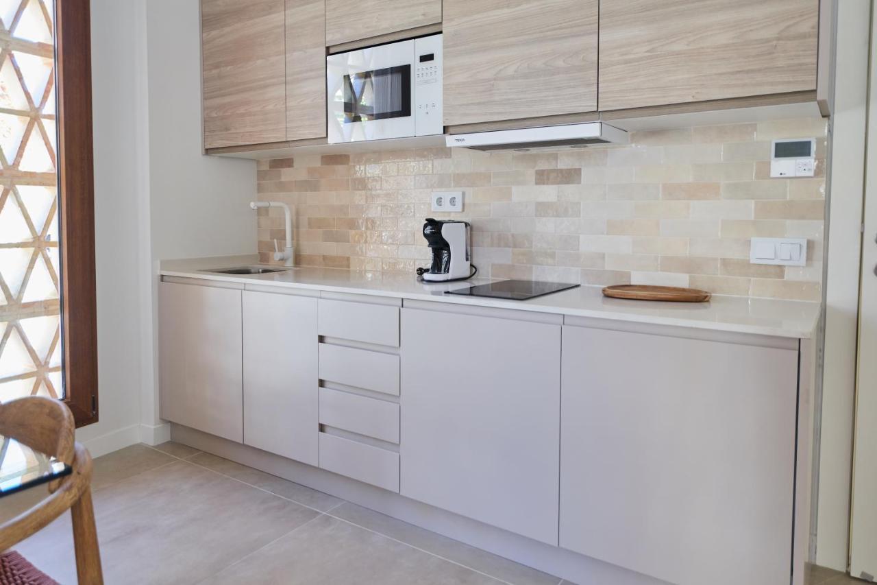 Slow Apartment *