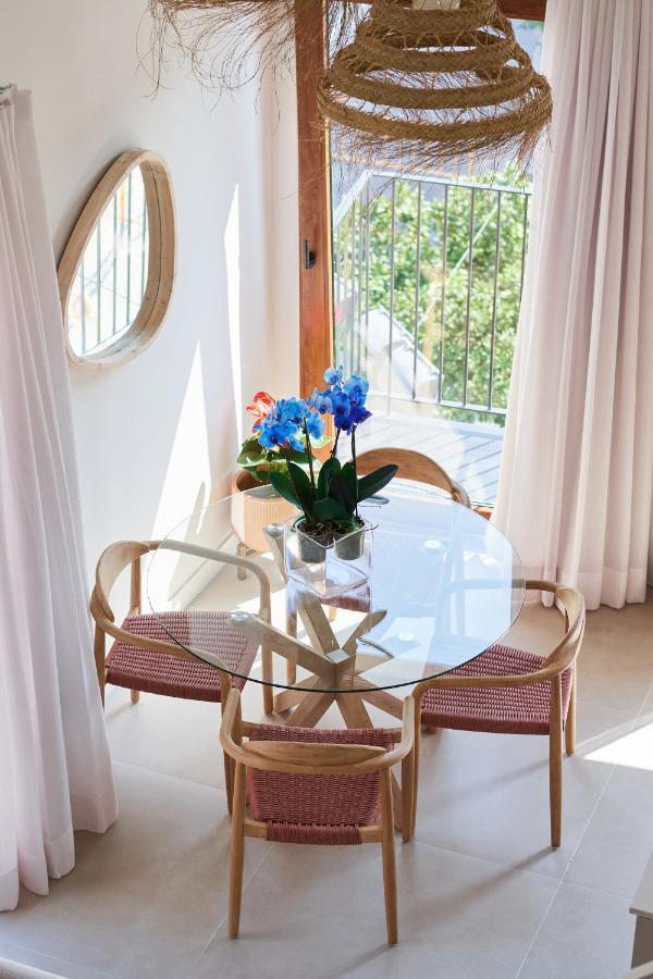 Slow Apartment