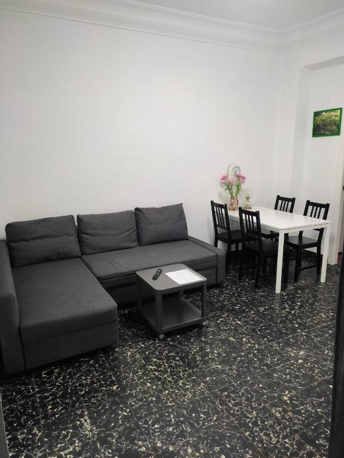 Cuatro Carreres Apartment