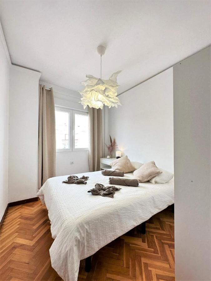 Your Sunny & Spacious Portview Apartamento *