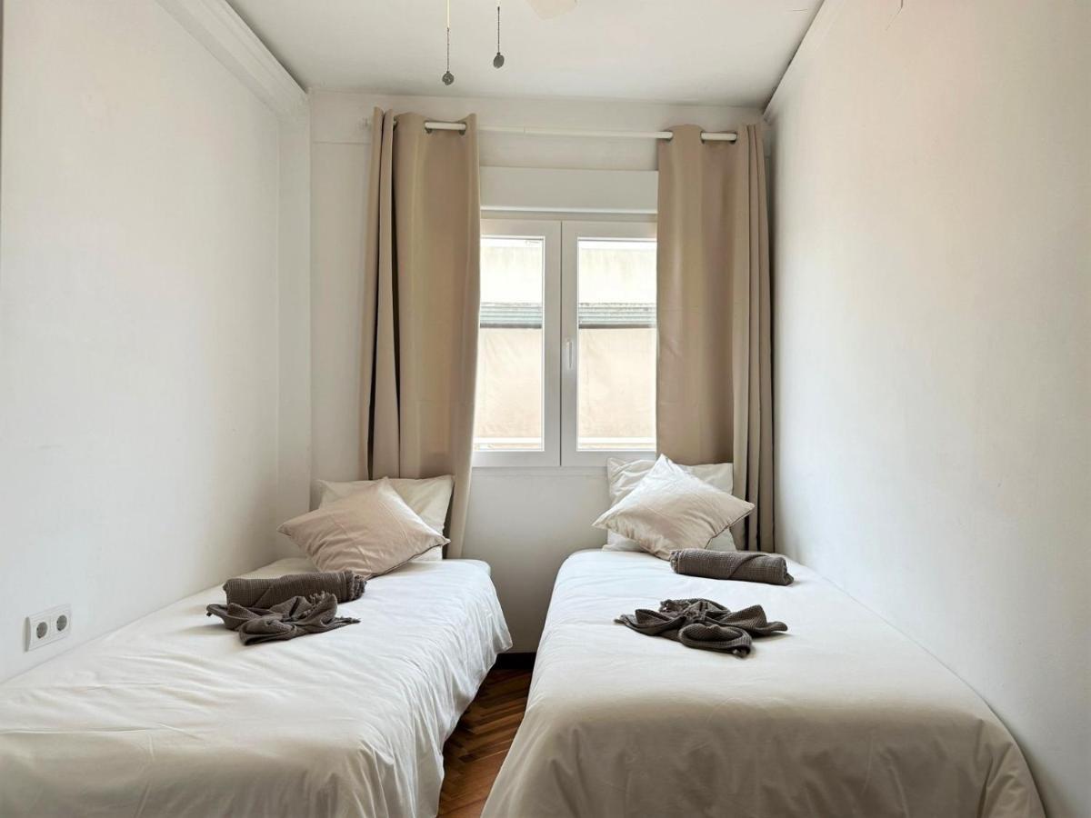 Your Sunny & Spacious Portview Apartamento