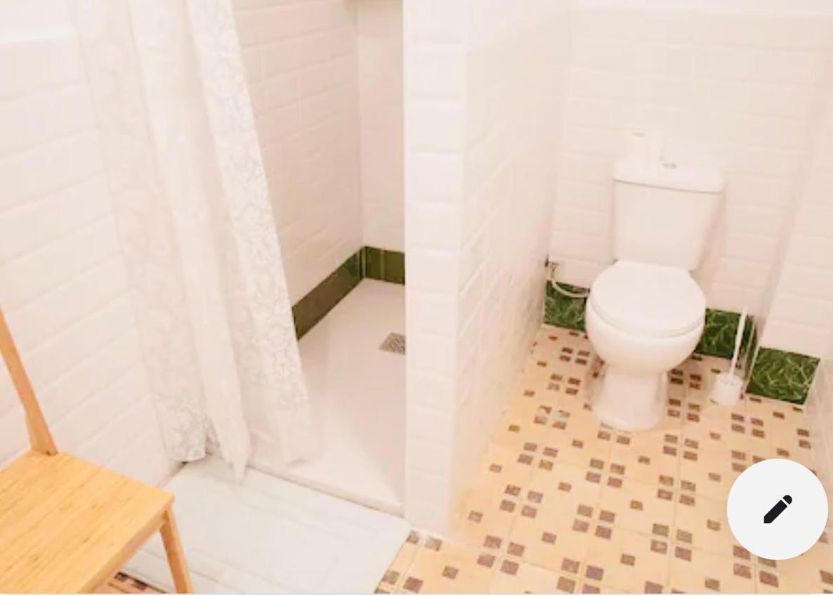 Homestay Doble En Ruzafa Con Bano Privado Valencia