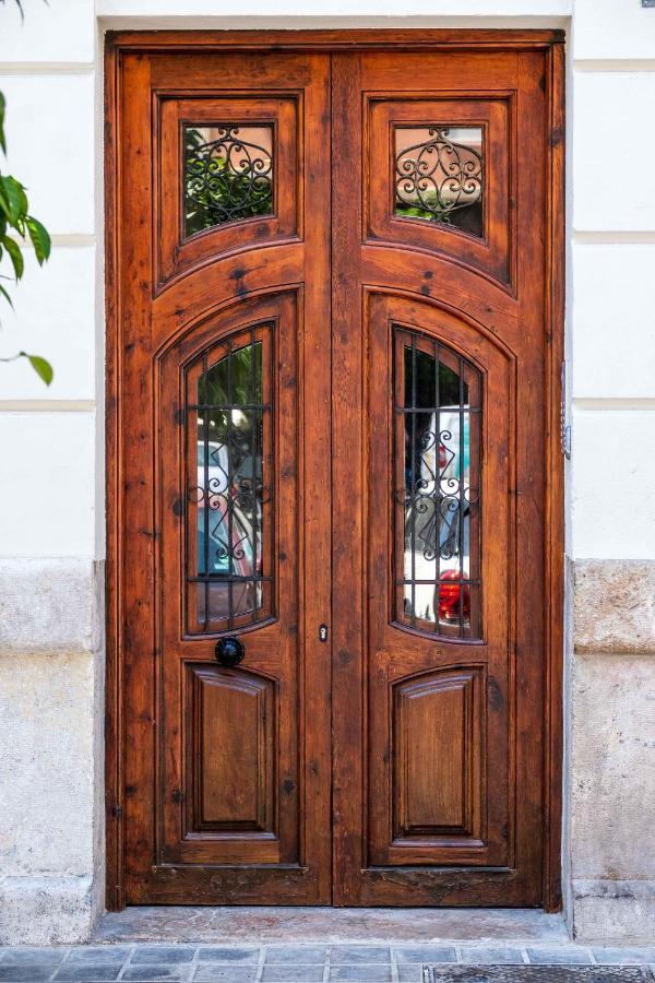 Quality With Homely Decor * Valencia